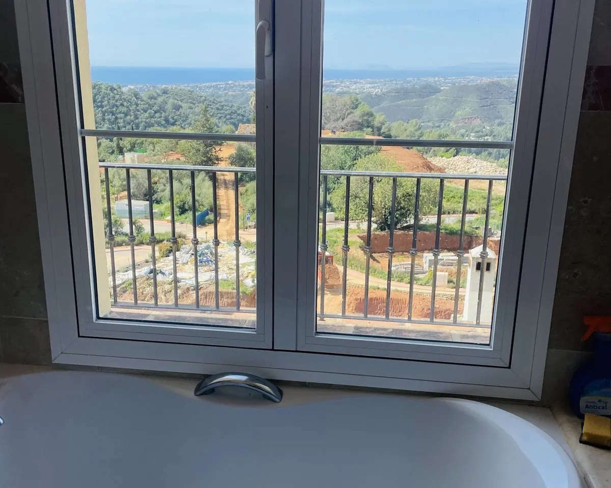 96f8429f-13f5-446e-b1a2-d10c67dcba75