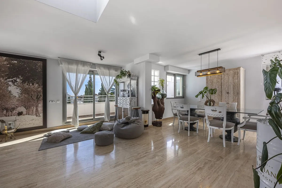 2d1ccab7-3732-476a-a6a2-b46f07b46393