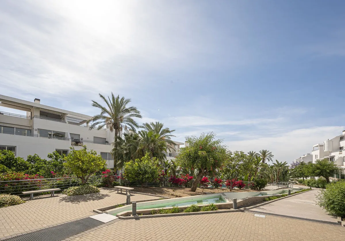 32ae2a60-3df6-42fa-b545-bd72fb636332