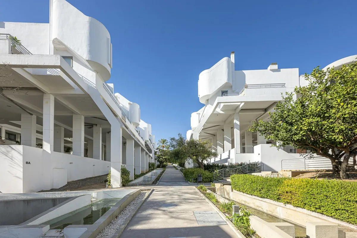 344e7fc3-e8e0-4d77-87a5-f6b6a32e535d