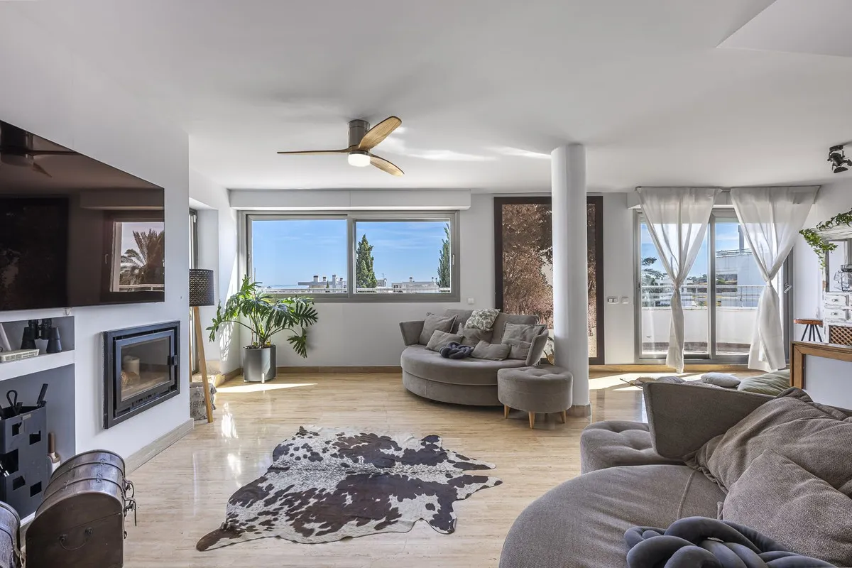 67032e37-46f4-4e0d-8e4e-2af406e6f33b