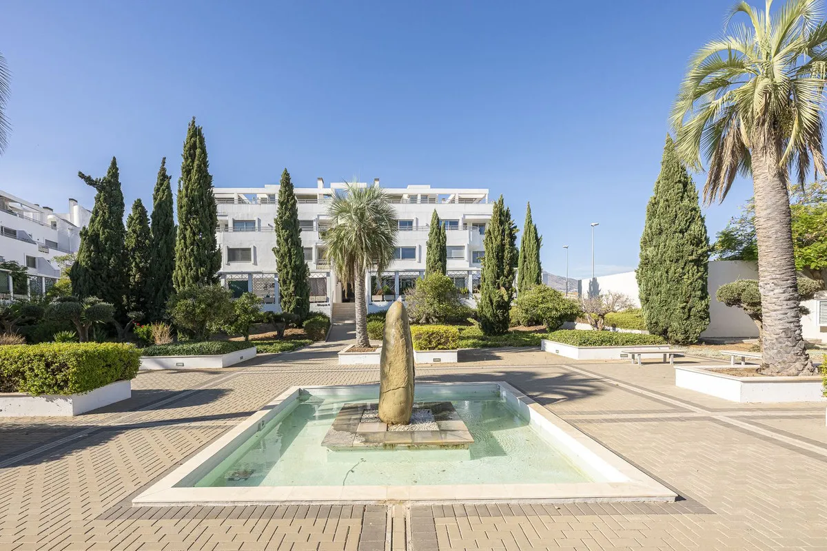 d4af4cd2-f0a3-4992-ae9b-04272eb1c55c