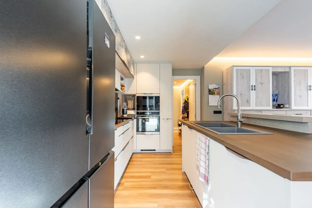 5e6f4f7d-8f78-4b9d-a379-8fd64345ae9b