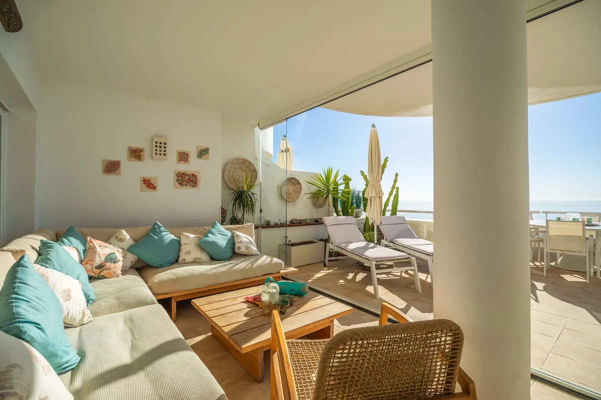 21cd0ee7-8d7a-4892-98d6-c8692f9844a3