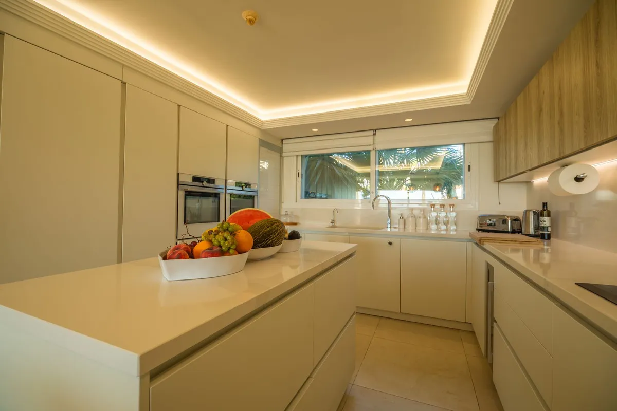 2538f345-d006-4197-80ea-075c75a08725