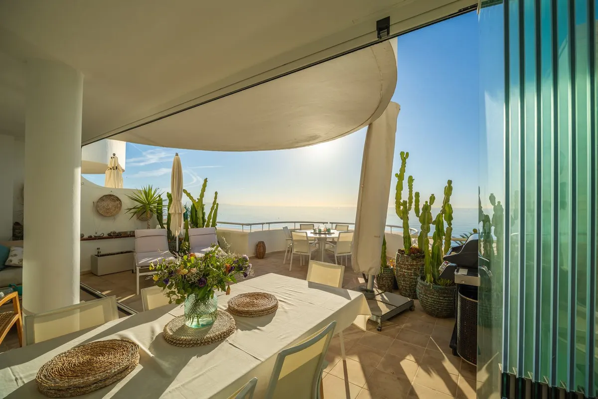 3a07b08a-ce3f-4beb-84a5-d59b90f1d4db