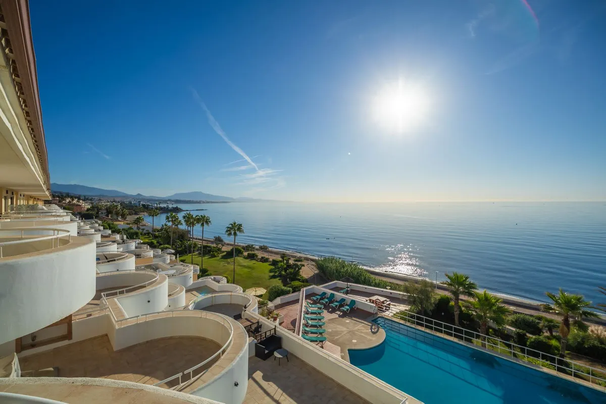 4c137117-2a23-4d62-b60f-566a4c5054a3