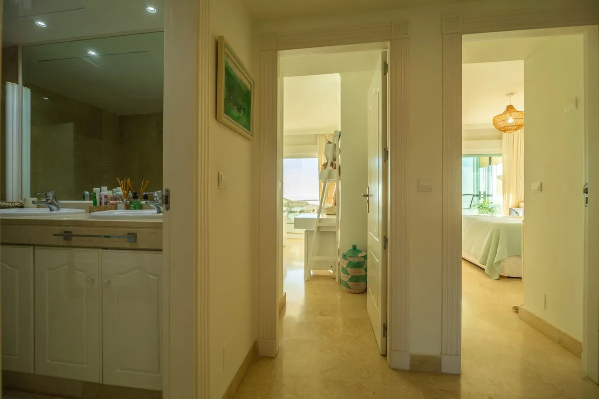 4c9f6aee-ee1a-4c12-862d-26b3fbb3c734