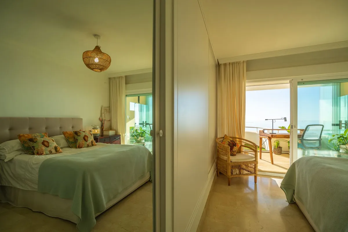 5718e858-eef7-4b3e-9750-10f2db8ae115