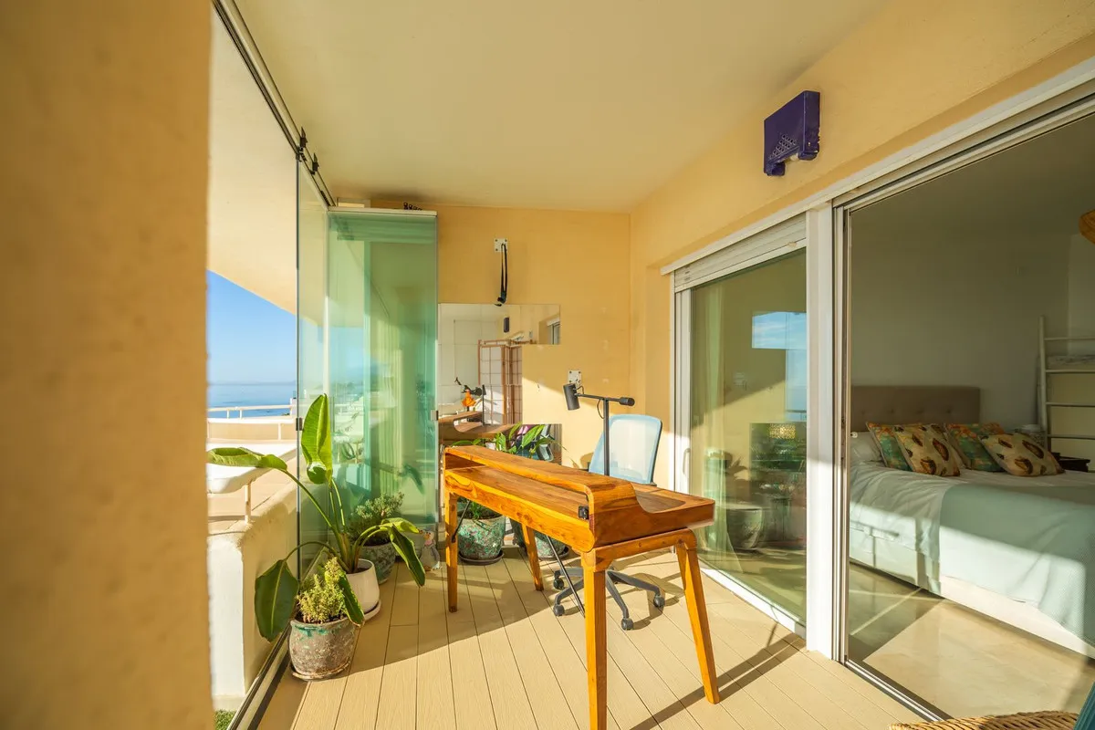 71f79576-213f-4c7d-9cfe-d1de19174b60