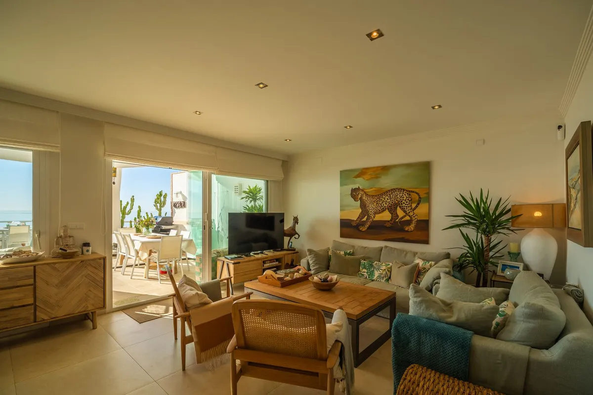 8c9ceca4-7cd3-47ec-8a99-a05ee918037d