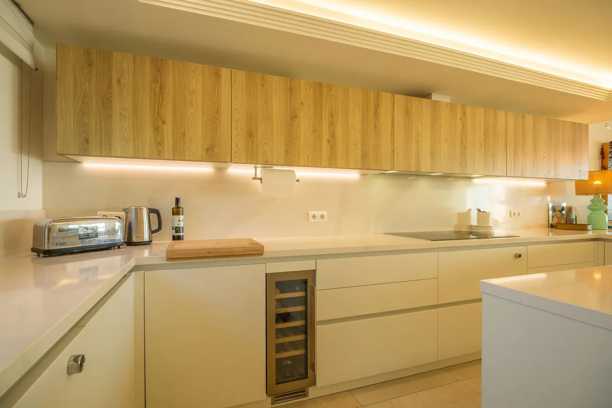 be3a16ce-f076-4a47-b5ee-86c67d49de43