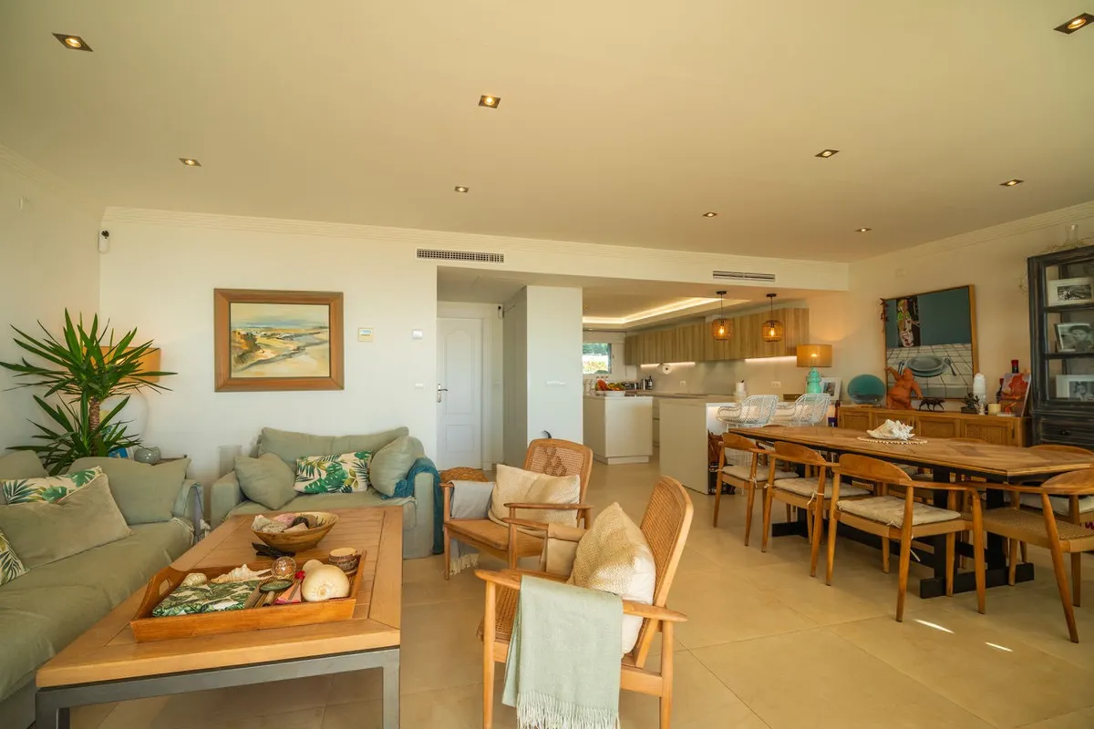 ec19664b-ffcb-4dc1-9d17-caa06399e53f