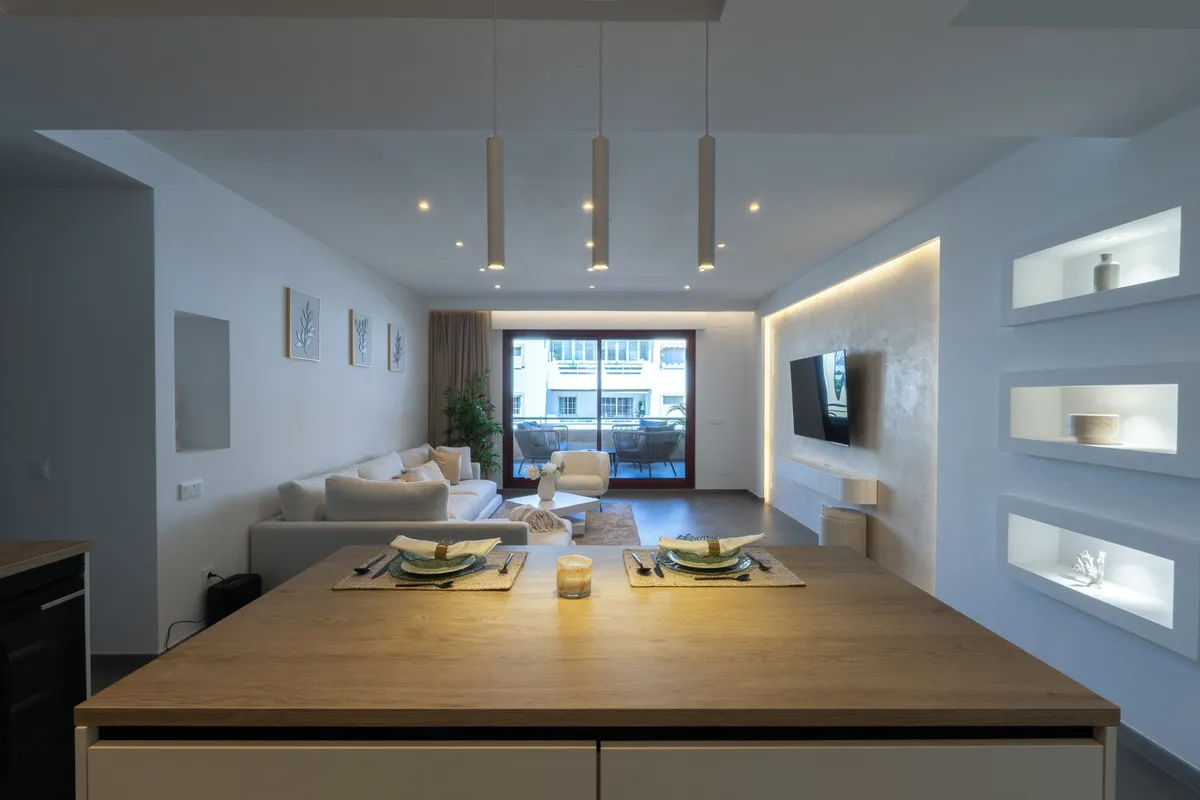 a5cd36ff-d2aa-4ff7-a6bf-65d855a9838f