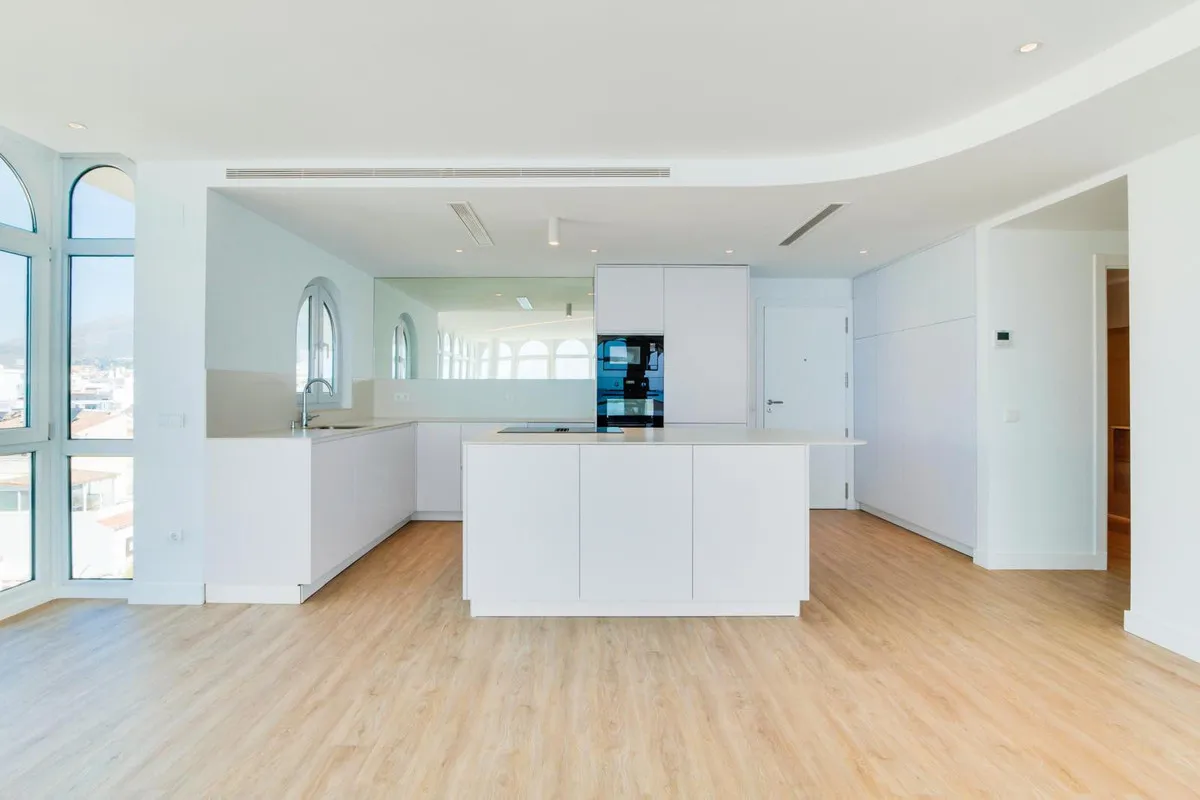 79d0c0cb-8a96-4251-8e53-1056b4a884df