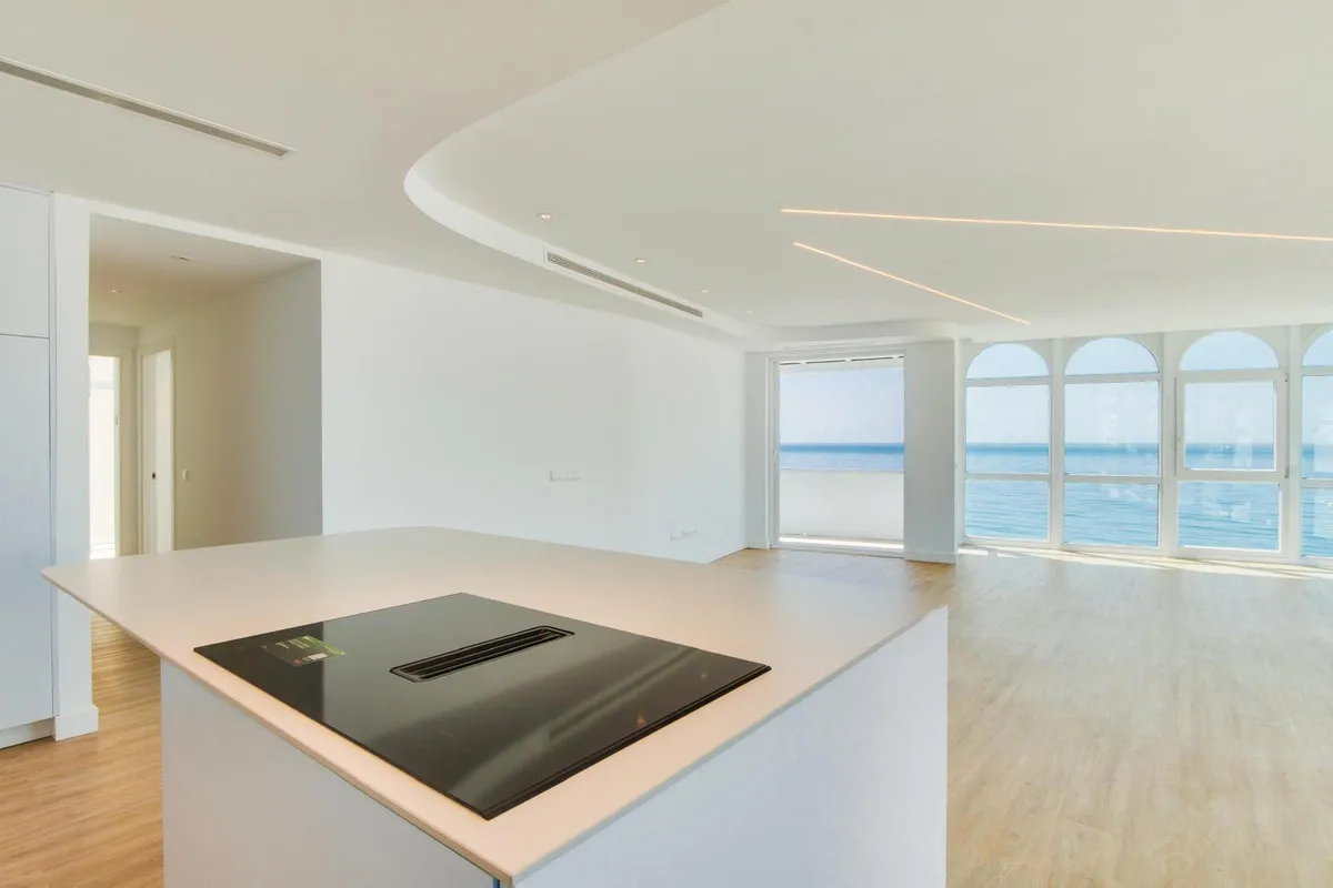 e5665365-150e-4242-b86e-326b1d498f9f