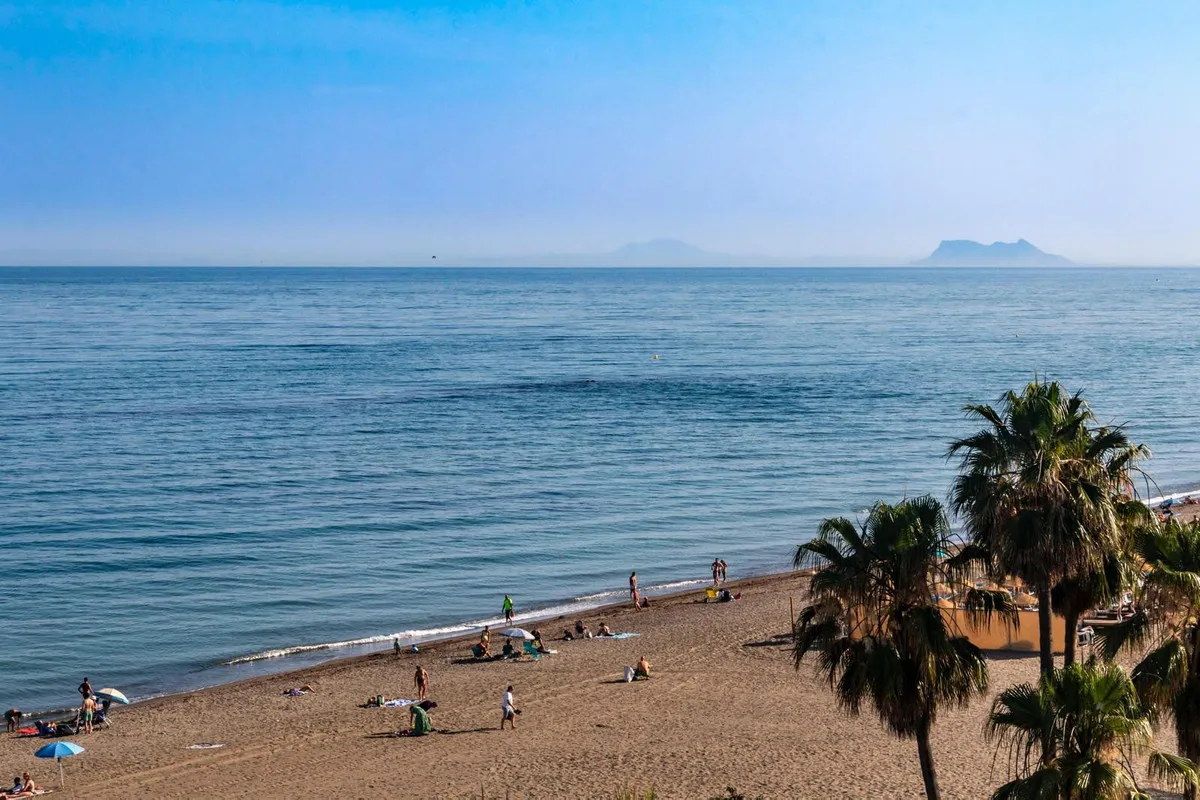 fe9a85f5-5b1a-4262-aff4-21e2d4e6dd6c