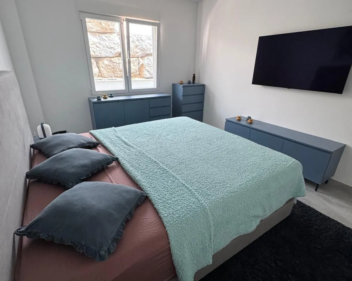 16b627b3-e903-4827-95f0-2b7d3bf4904d