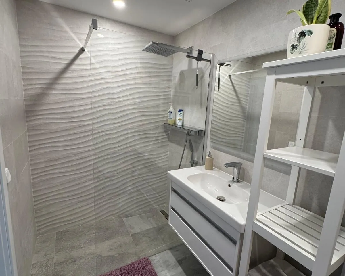 f491e40f-a286-4775-b1e9-f272cfa664b4