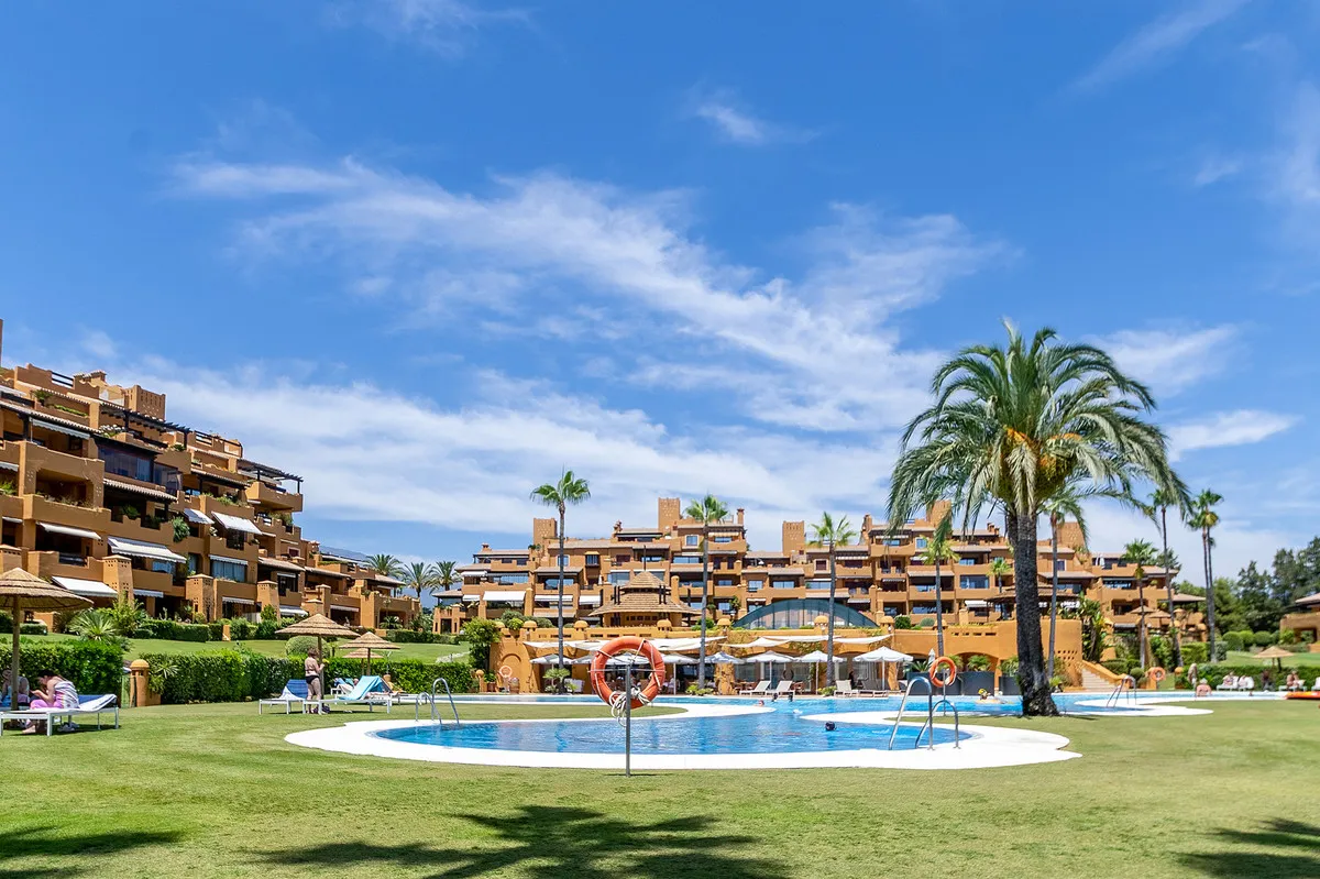 1b44156f-efaa-4cf3-aeb7-ec960790464e