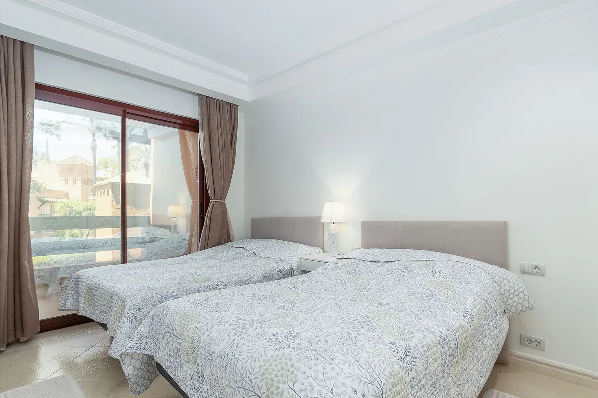 26e5c2e7-c061-4bed-b795-68cbb5fc0804