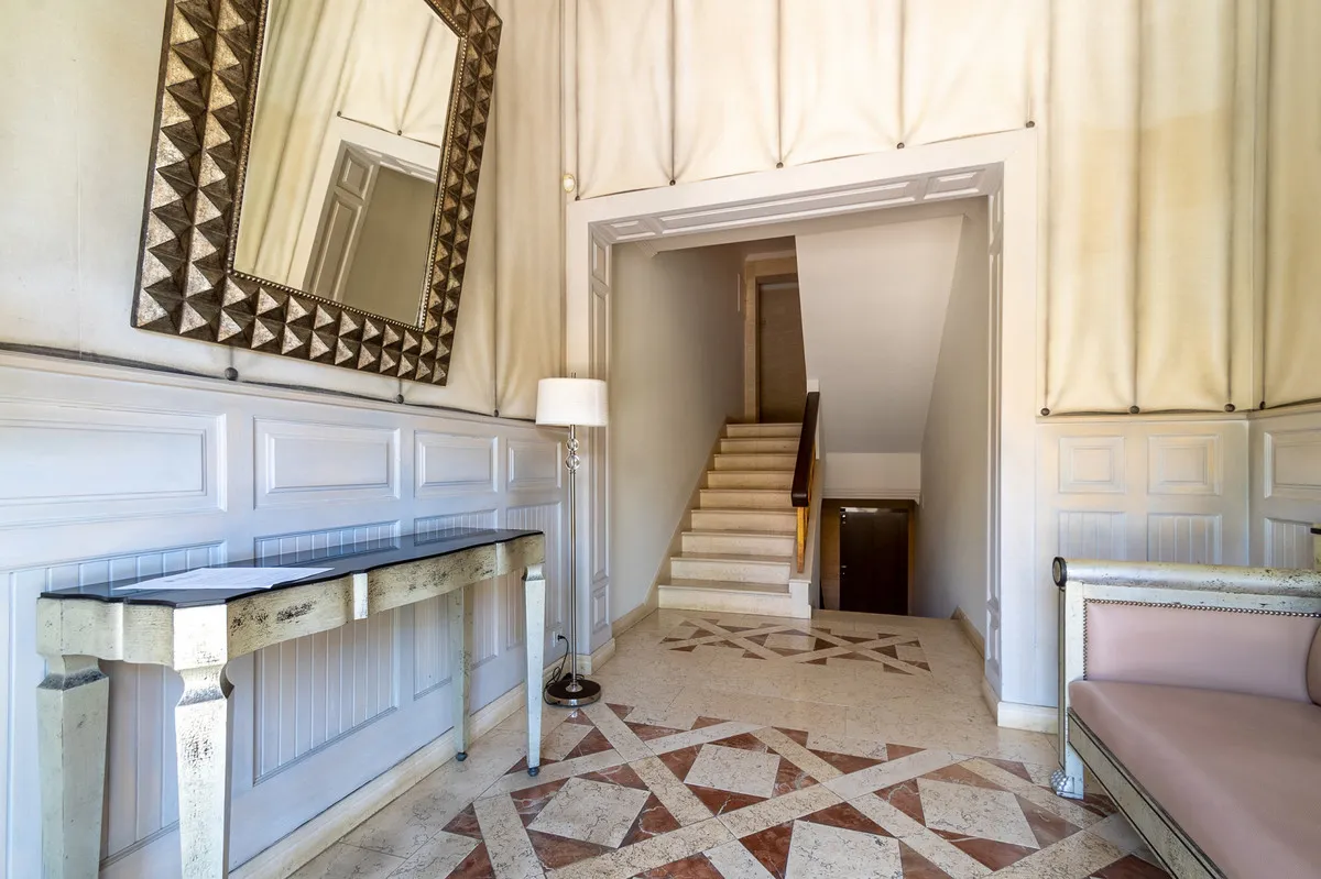 2a3b4038-61e5-42bb-8594-84222a45ab69