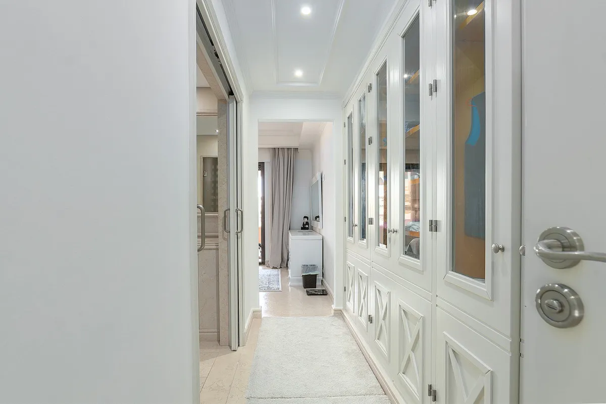 c33d28ec-8ded-4965-aee7-78f51d467d54