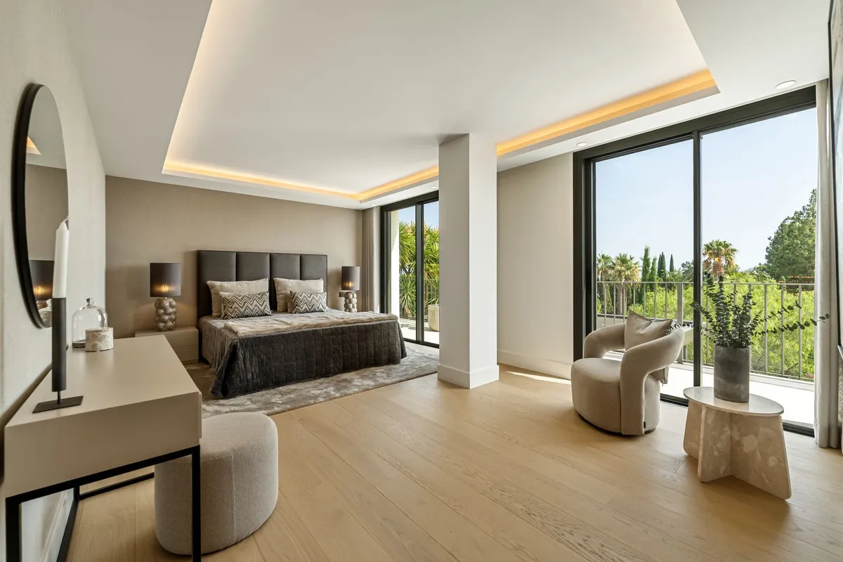 0cbba5fe-10a8-4a7c-9e3f-0bf7f9b85322