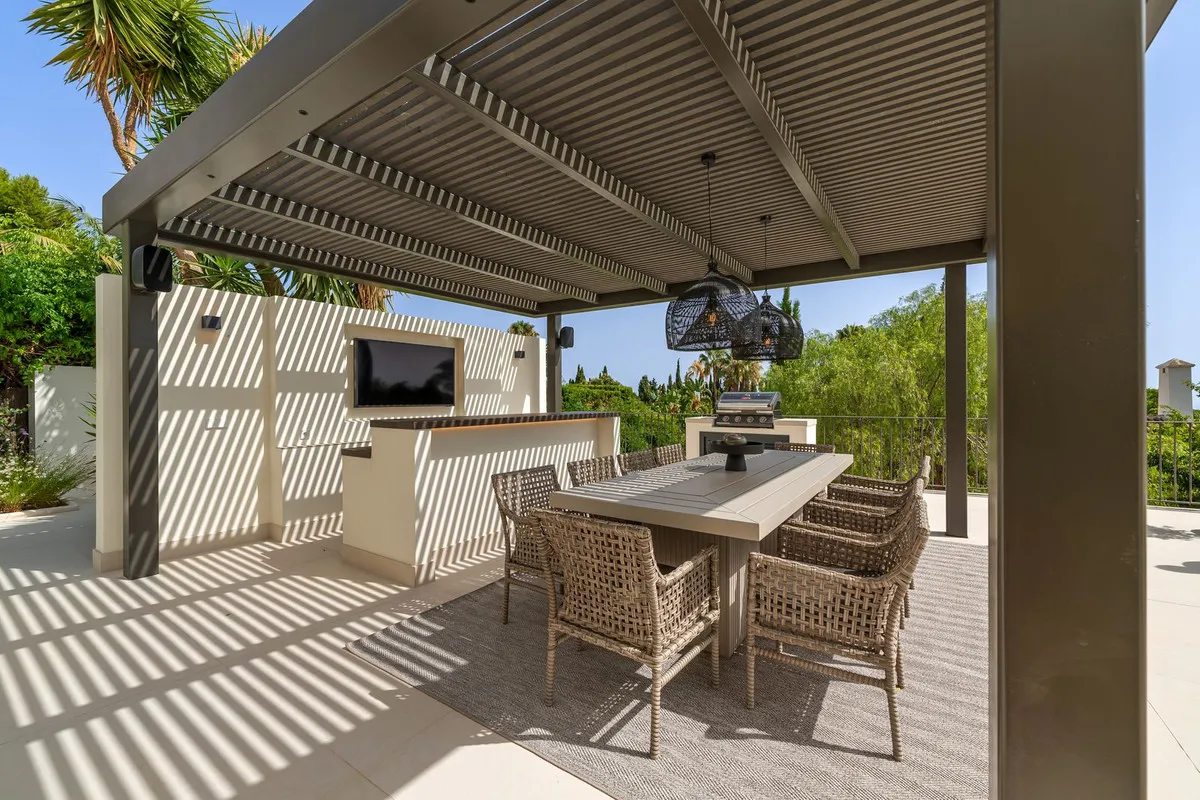 34e55606-1a53-49e0-9c27-cf8eb08d3804