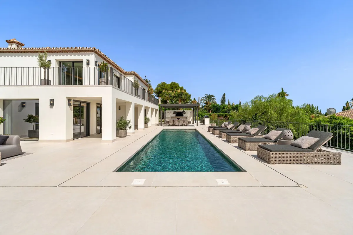 cb800416-a4bd-438c-bffb-93c8a0b60174