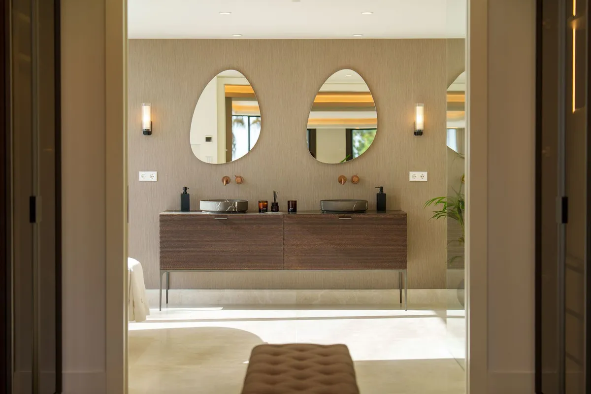 d78f0afa-662e-4b81-bfb6-6a7fd2fad236