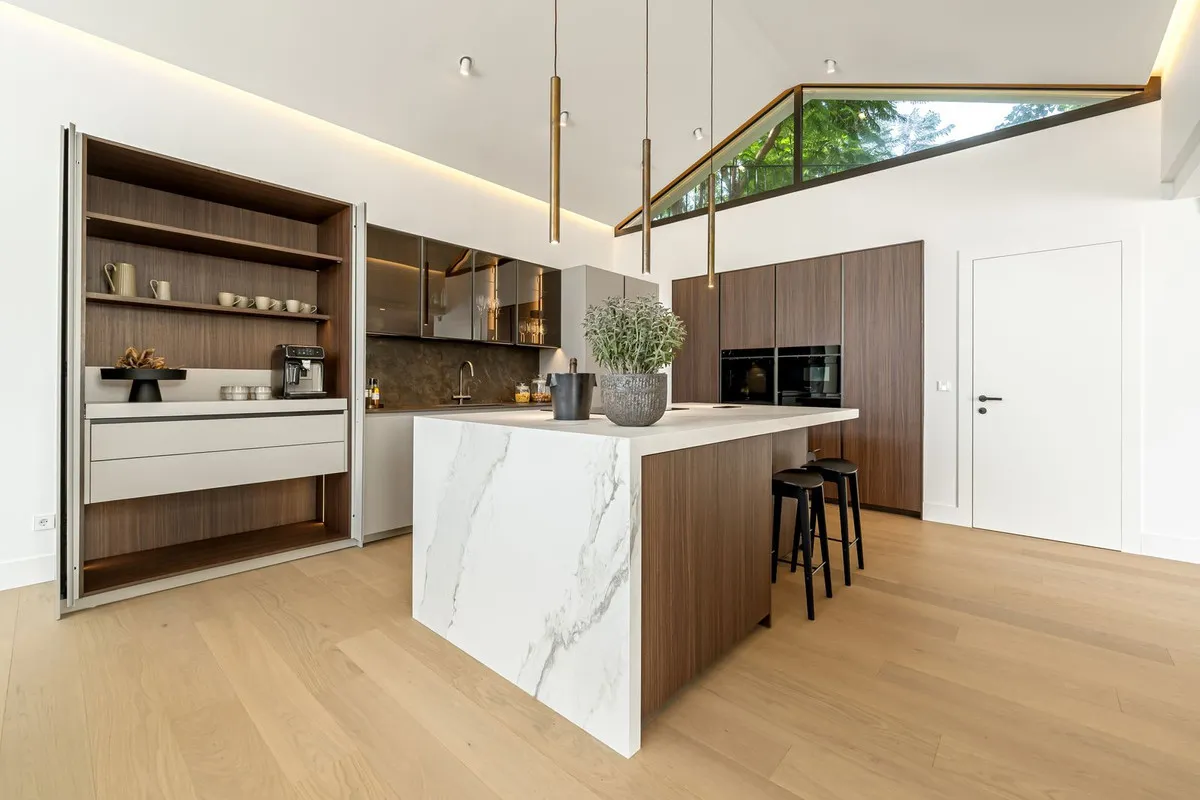 ddbd70ea-085a-4b35-ba99-2f3a412d5b25