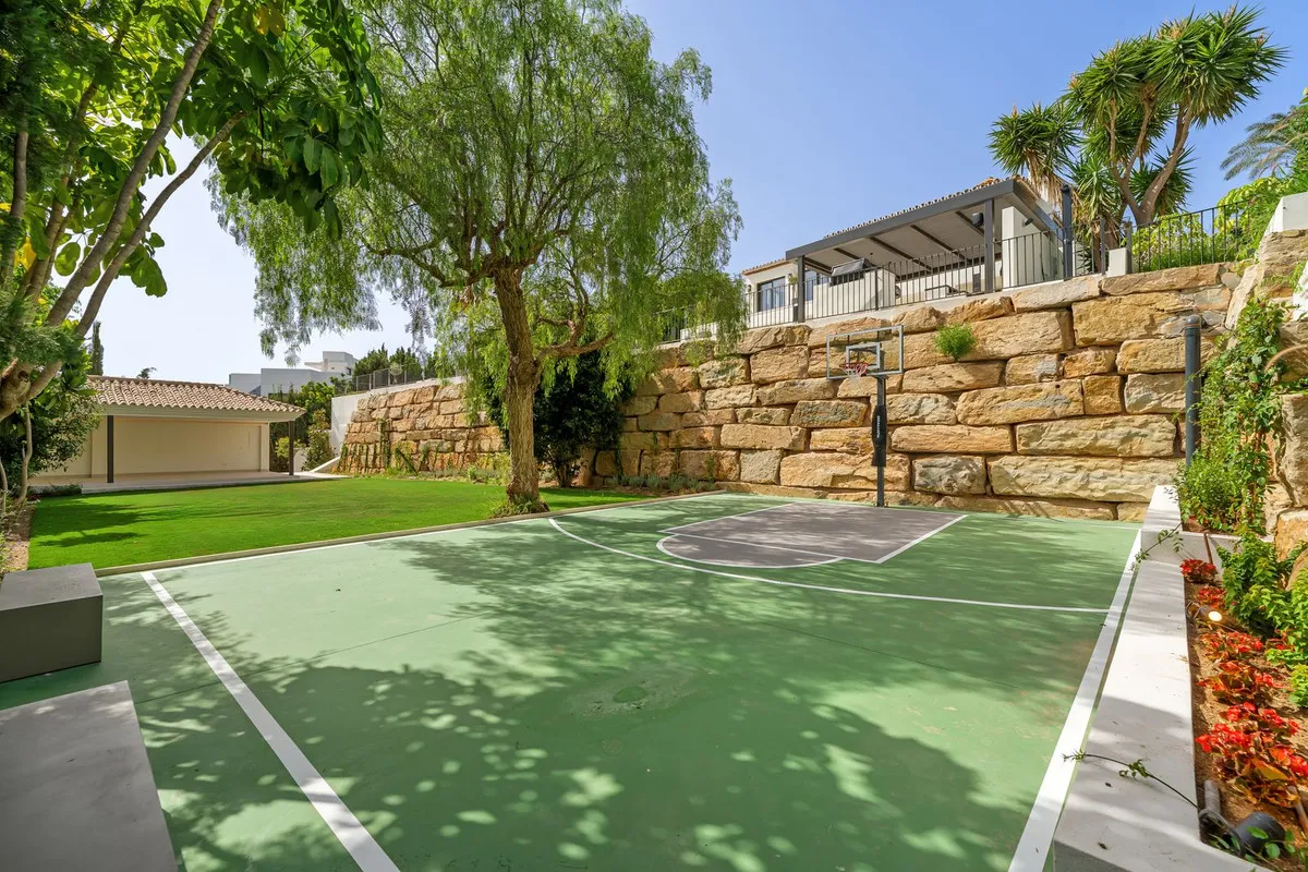 f5d6b9c0-9ca4-4efd-8356-626b210d26a7