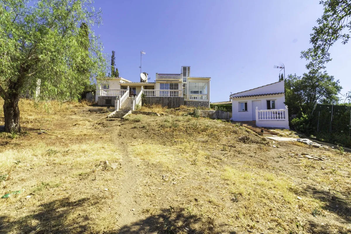 8cf2f4a2-3648-410c-8de3-efee780fed05