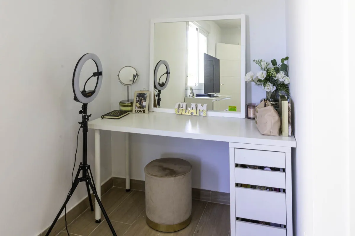 dde13d4e-7106-4aef-b058-c2e1b0dfa912