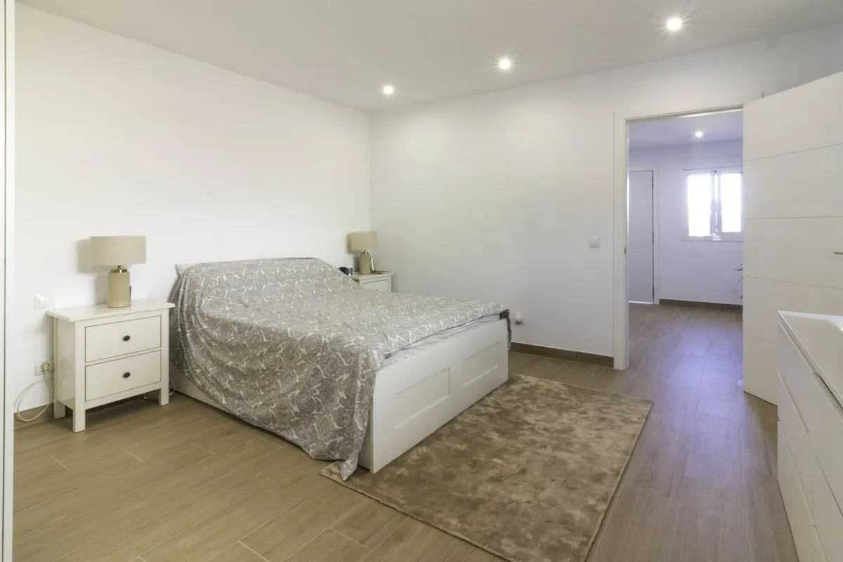 e9b9ffff-d7d9-4e52-b840-d0916f8fba99