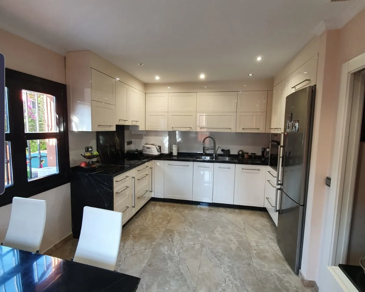 8b83ab40-9511-4643-95f1-671590959676