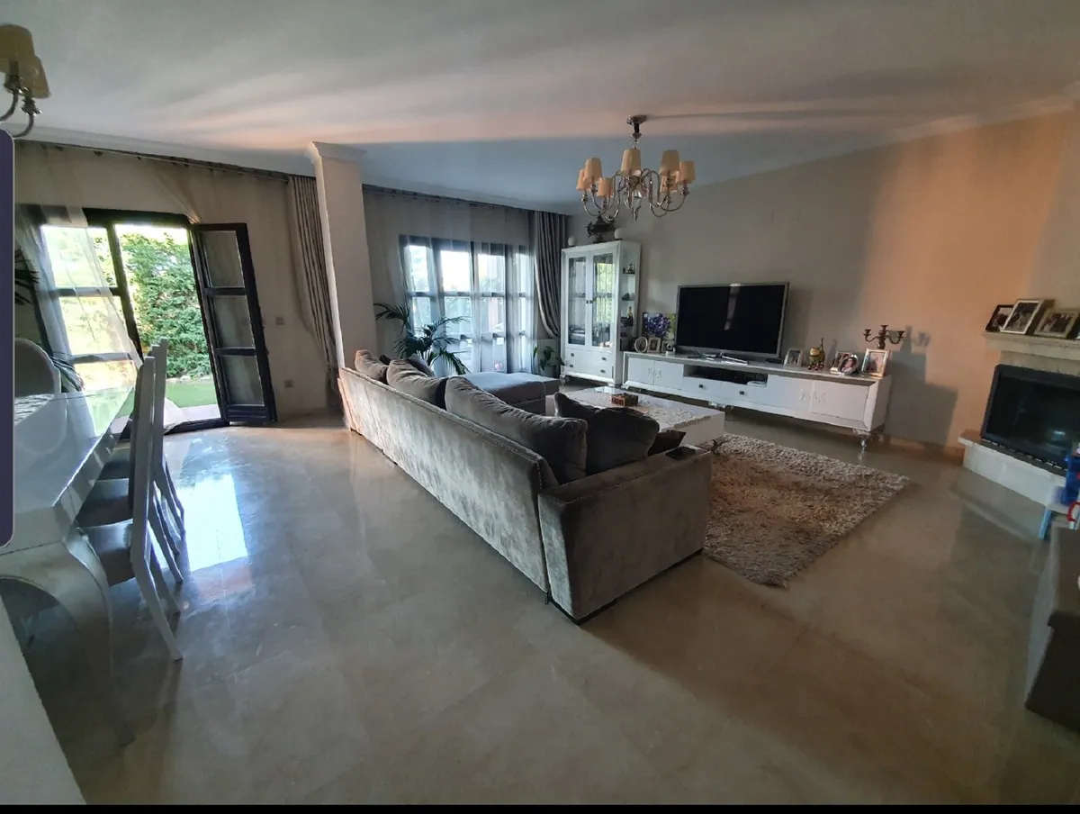 ab65c898-71cd-4e9e-918b-bbebd22318b1