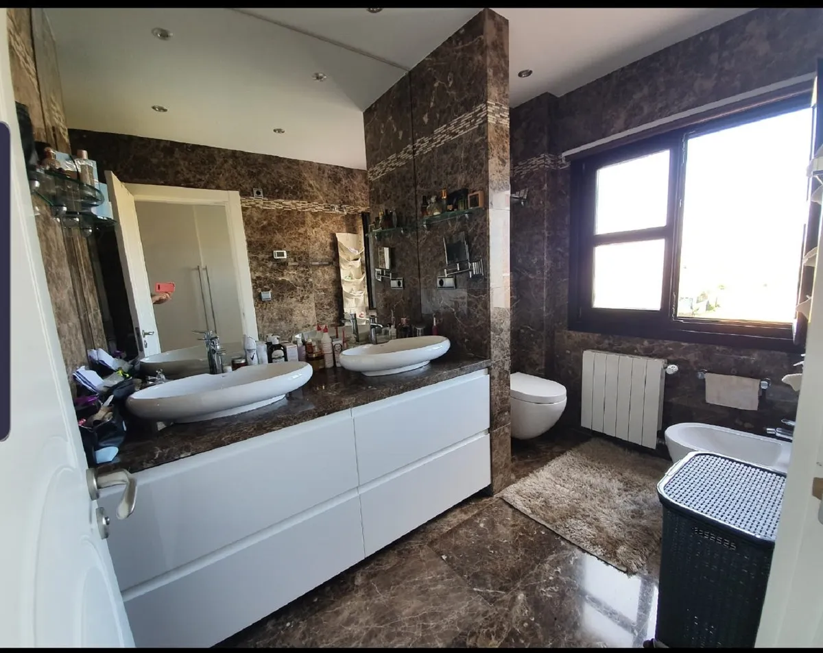 ea1679b4-af28-4312-8389-84009977d0e3