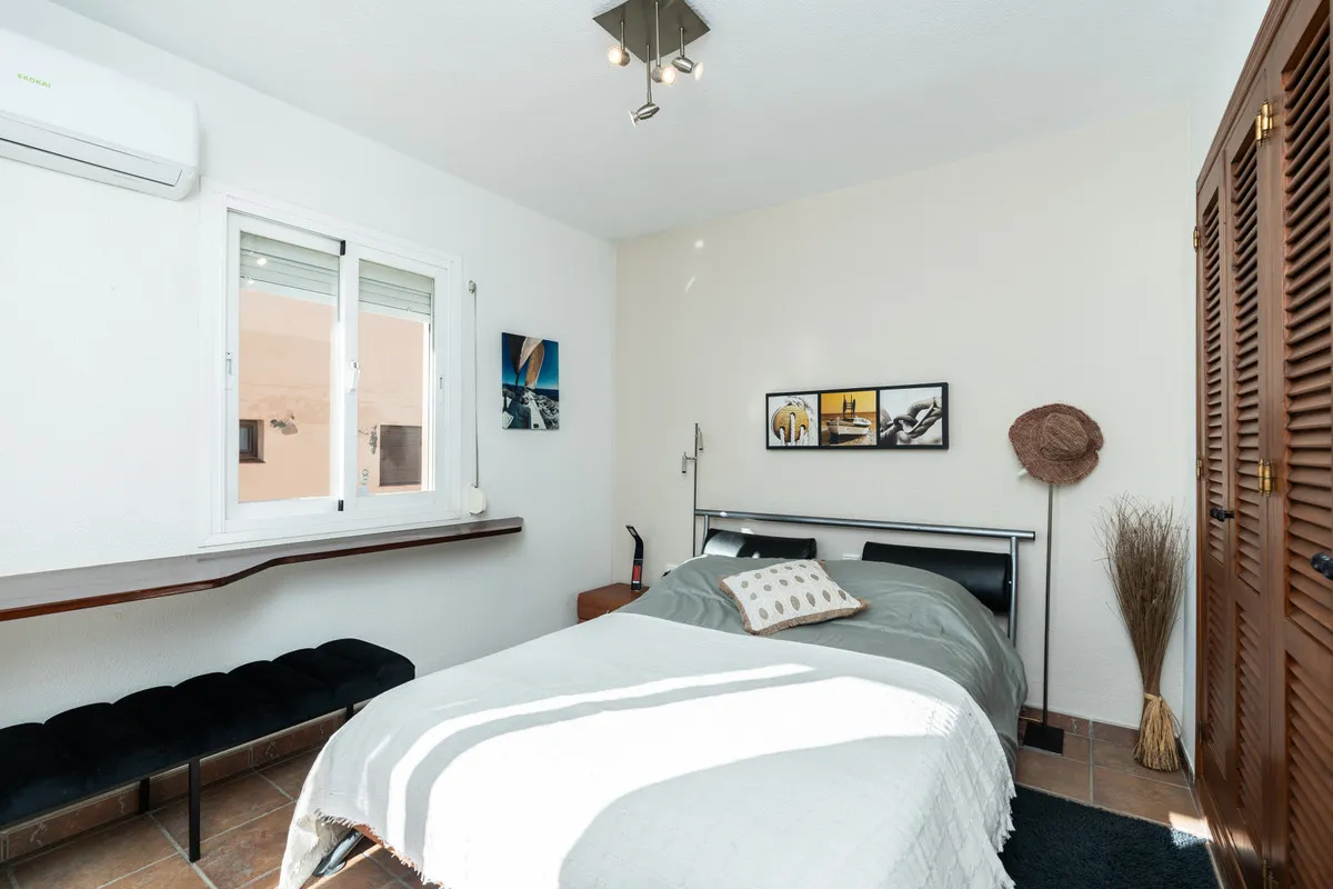 2059bc7e-a5e3-429d-817d-9647b3dee4f0