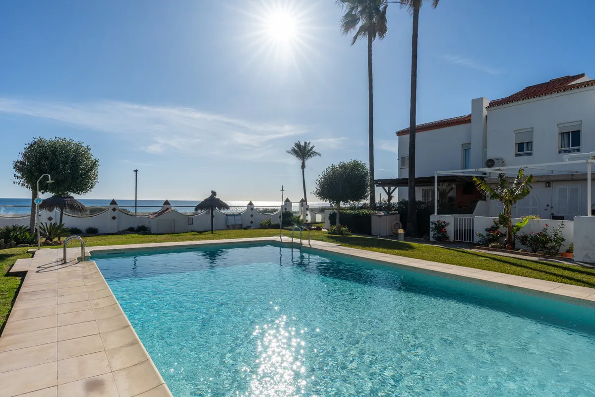 426fa2dd-810f-4b3e-aa49-e72cf9a5d06b