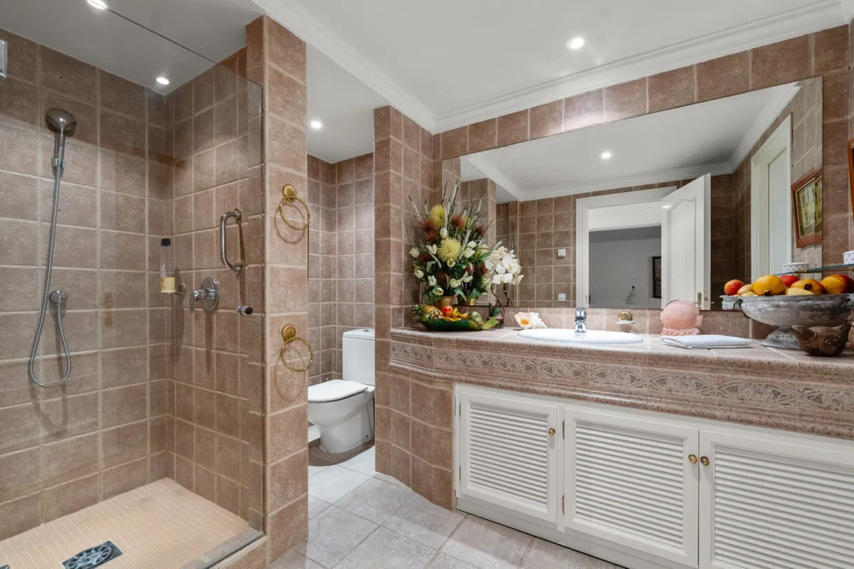 2d026459-1124-4d43-a4d9-8a8de08c68a5