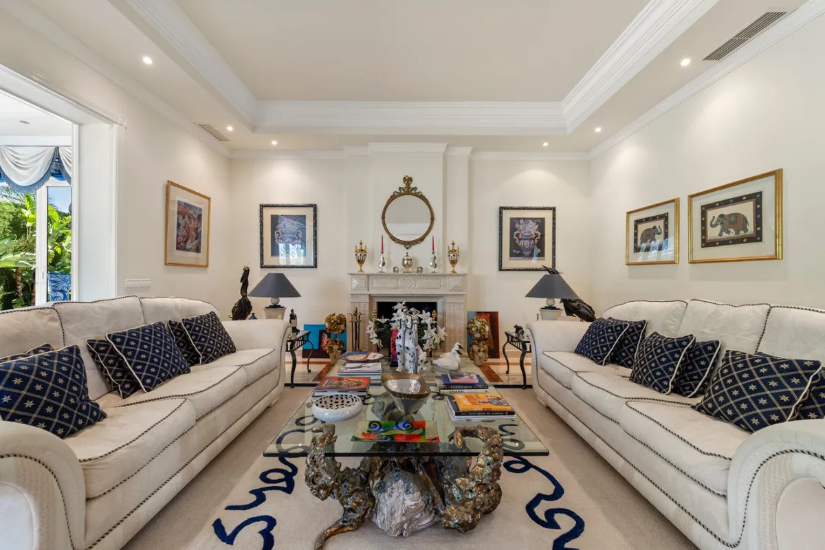 5b7af3d8-f97d-41b9-8148-cc6703254381