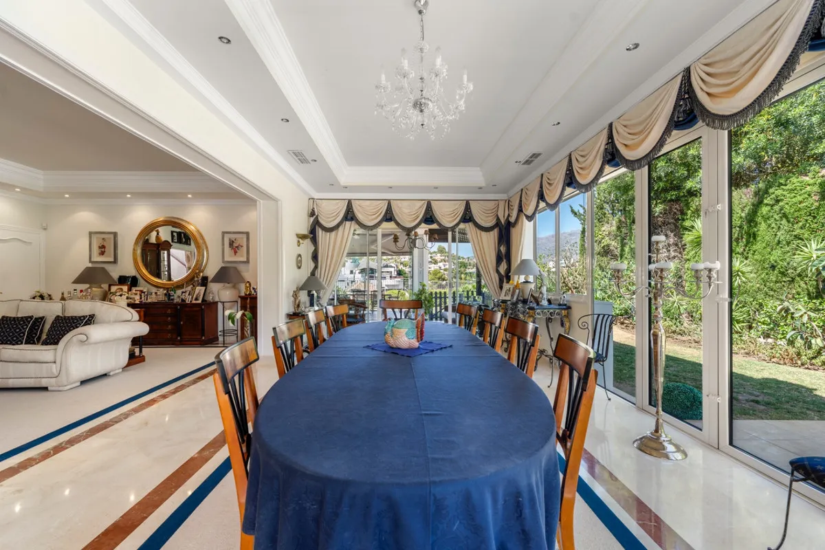 88de2b4e-8f6b-4e02-b3ec-8c278d5b5540