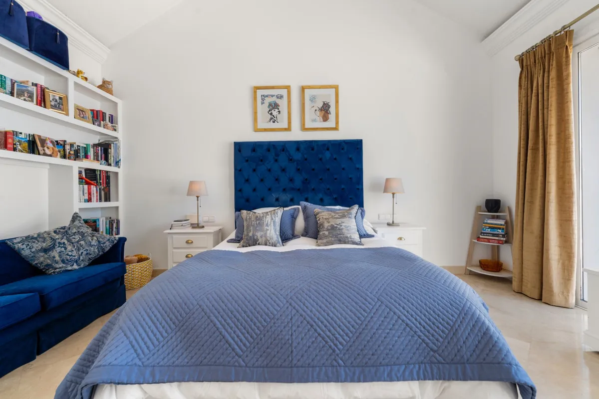 b17dd5cc-aebc-4b5c-8254-da5e0e163b75