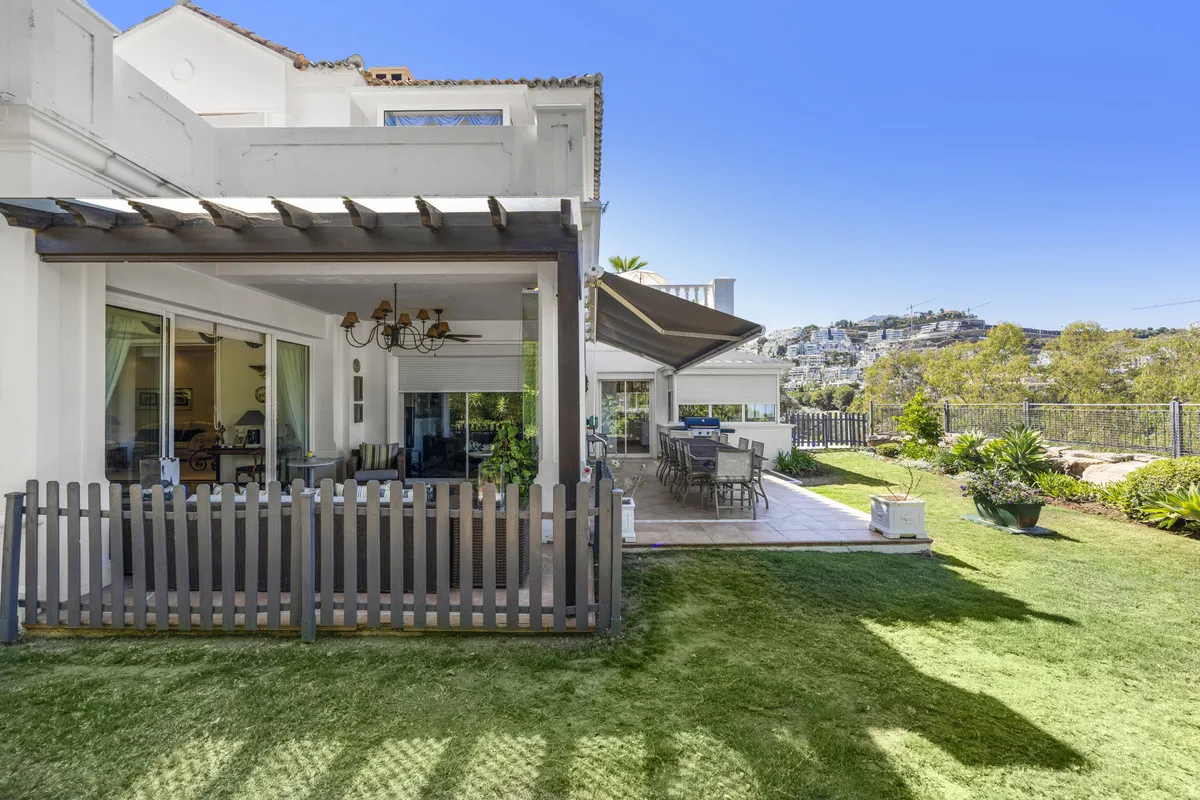 d359936d-e4a0-4f5b-b7dc-d657950e2b72