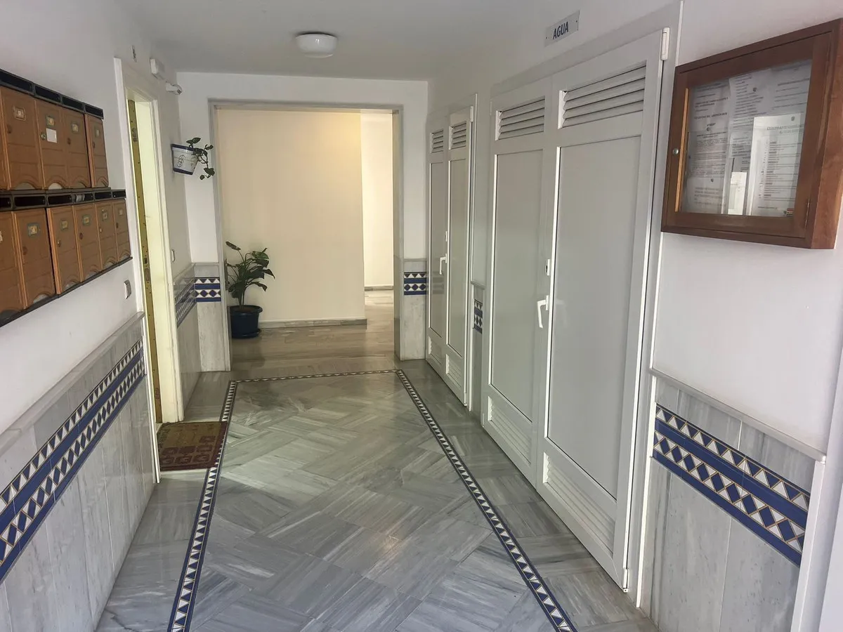 05895f1c-7e9e-4f3b-af2f-cf2518422461