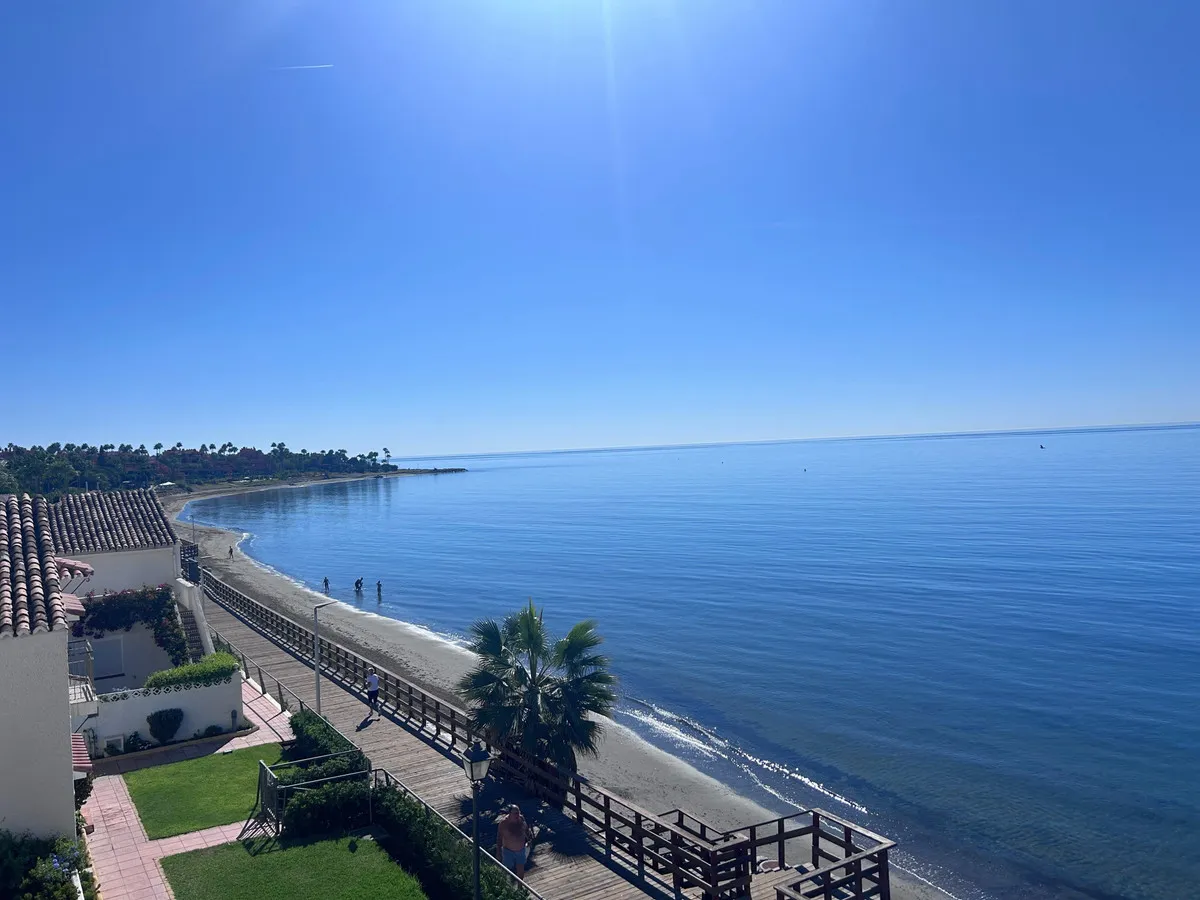 58a489d4-0d47-41c7-a52e-ebf9d6fc1948