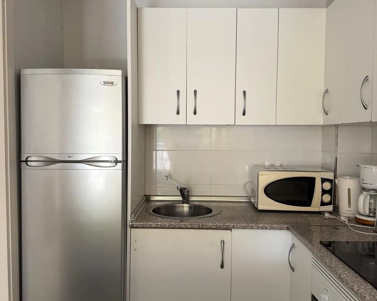 e3fe90f8-b00b-4788-969b-f95e78c398c6