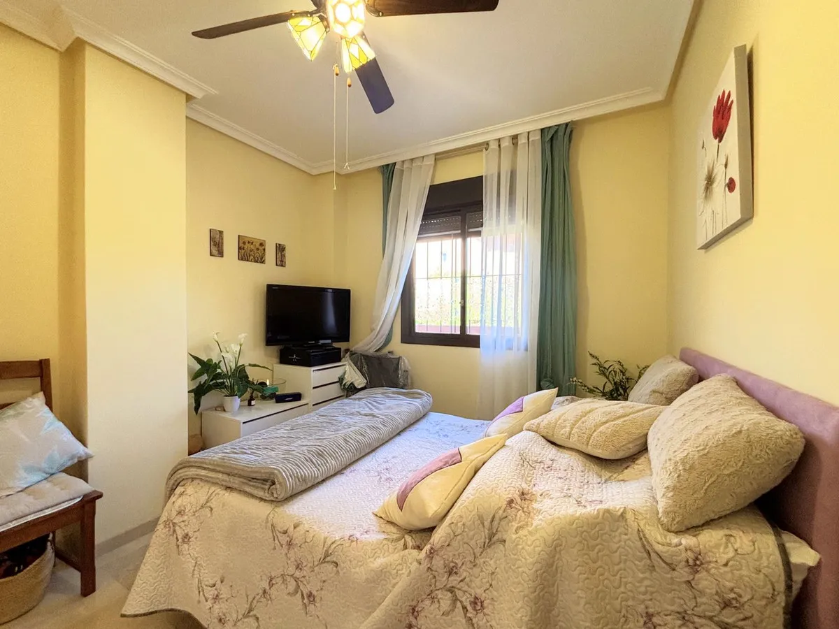 1f4b8289-ce61-4b5f-9db8-6285d688bebc